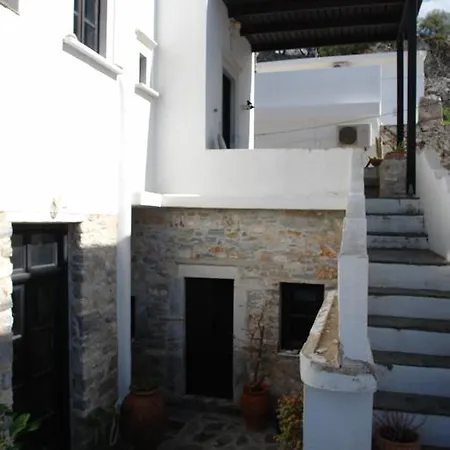 Сasa de vacaciones Aunt Anneza's Village House *
