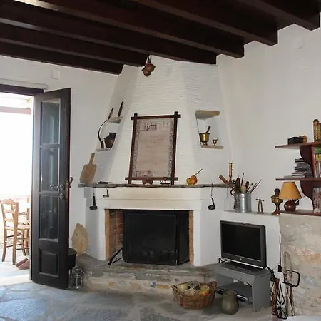 Aunt Anneza's Village House Filotion