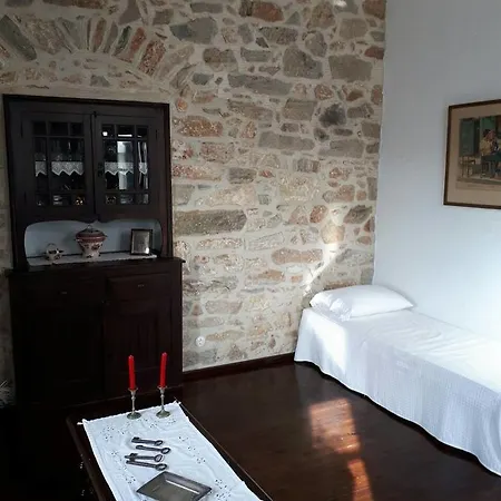 Aunt Anneza's Village House Сasa de vacaciones