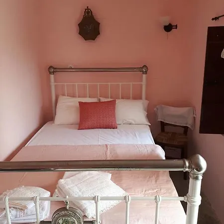 Aunt Anneza's Village House Сasa de vacaciones Filótion